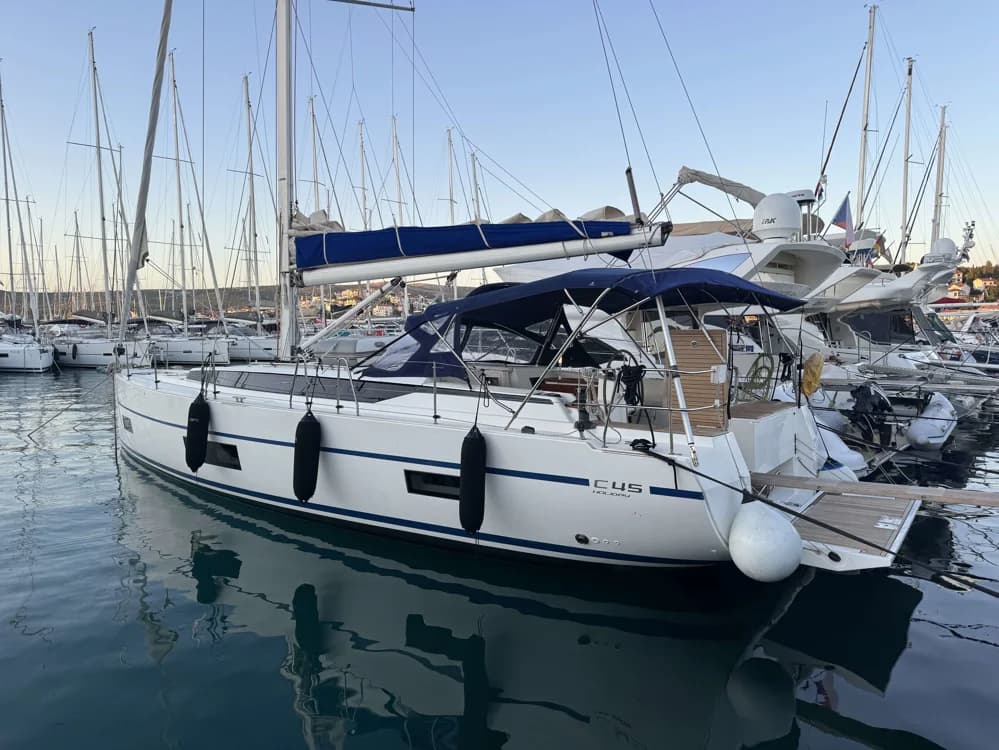 BAVARIA C45 STYLE