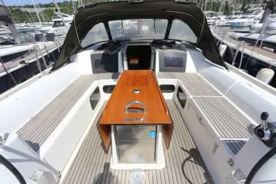 DUFOUR 560 GRAND LARGE 3