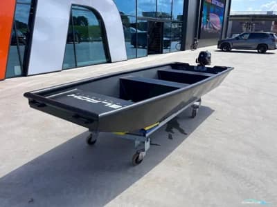 Black Work Boats Black Jon 400 2