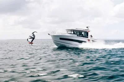 JEANNEAU MERRY FISHER 895 SPORT SÉRIE 2 2