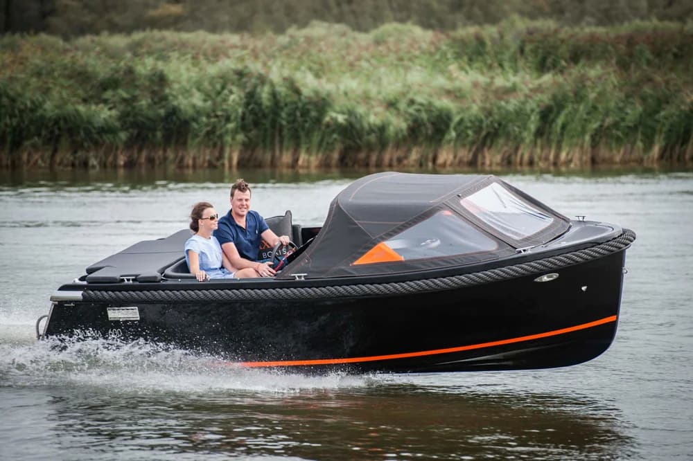 Maxima 600 Tender - Zelf samenstellen vanaf €18.500,-