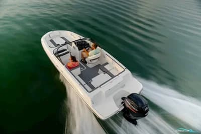 Bayliner VR4 OB 2