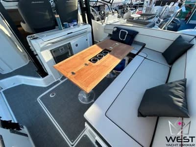Jeanneau Cap Camarat 9.0 WA Serie 2 2
