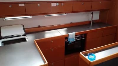 Bavaria Cruiser 46 5
