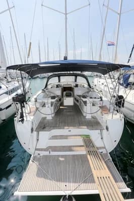 Bavaria Cruiser 45 3