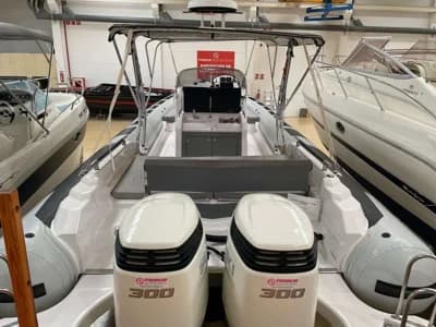 Ranieri Cayman 31 Sport Touring 4