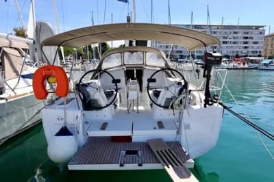 Jeanneau Sun Odyssey 349 2