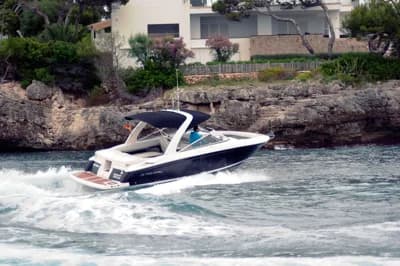 Regal 2700 ES Bowrider 2