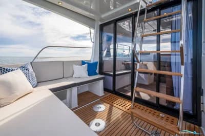 Beneteau Antares 11 Fly 2