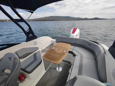 Bayliner V20 OB 3