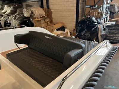Topcraft 627 Tender 3