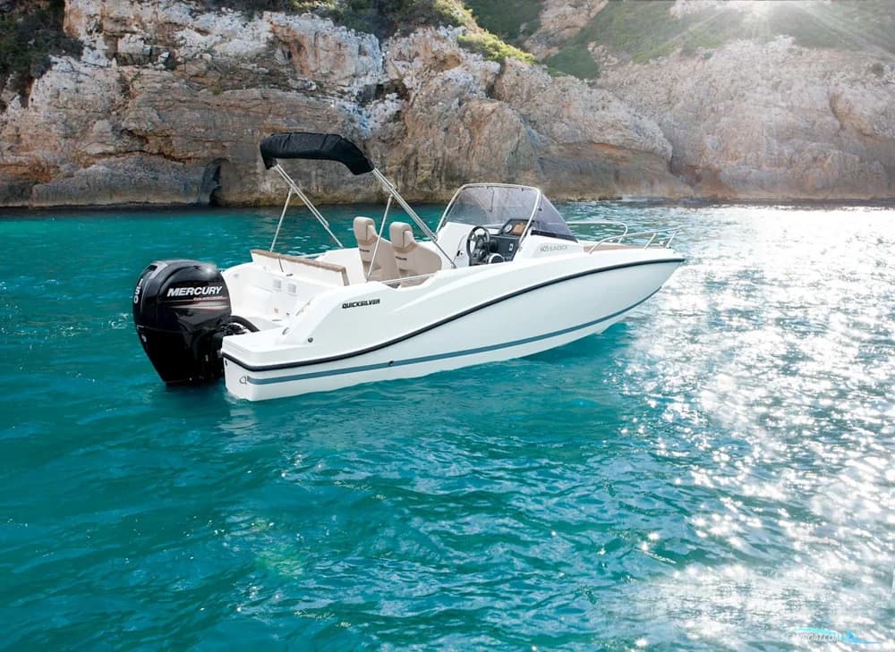 Quicksilver Activ 605 Sundeck