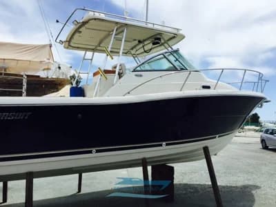 Pursuit 3070 (OS 305 ) Offshore 3