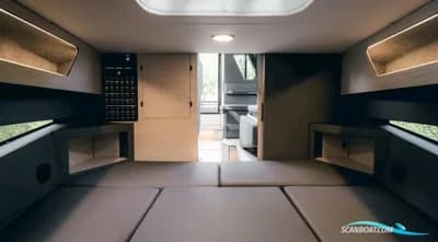 Reval Grade G8 Aluminium Cabin Boat 5