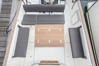 Rhéa 27 Open 3