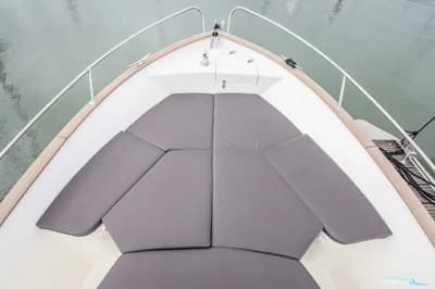 Rhéa 27 Open 4