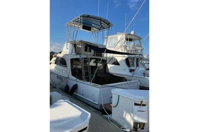 Hatteras 34 Sport Fisherman 2