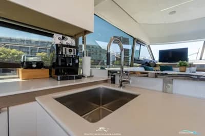Prestige 590 Flybridge 3