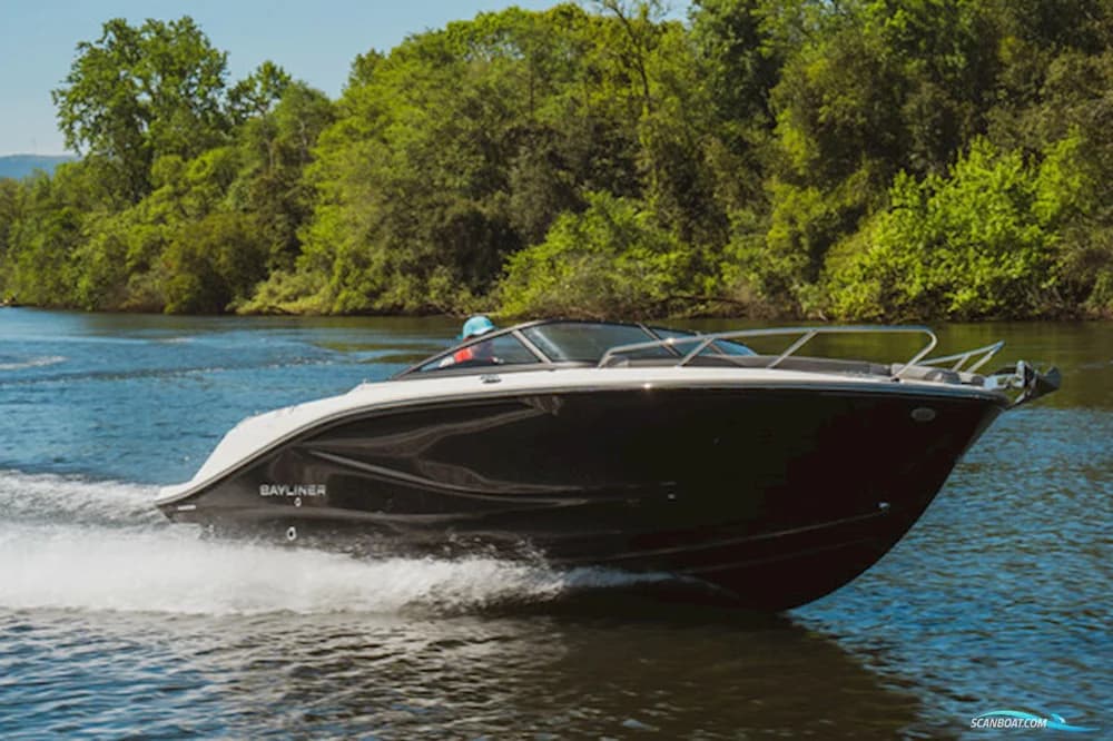 Bayliner C21i Cuddy Med Mercruiser Sterndrive