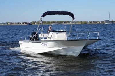 Boston Whaler 190 Montauk 4