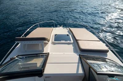 Bayliner VR6 Cuddy Med Mercruiser Sterndrive 5