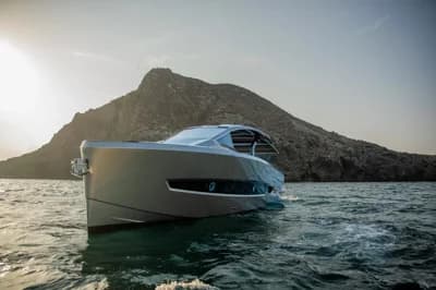 2025 Tesoro T50 Armani Casa Speciale | 50 ft 2