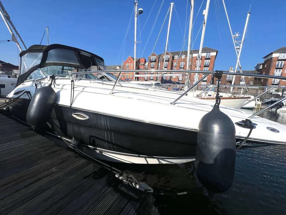 MONTEREY 245 CRUISER