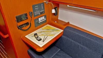 BAVARIA 37 CRUISER 3