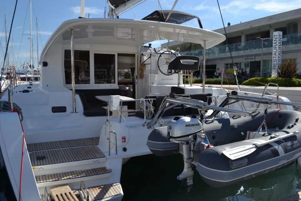 LAGOON 40