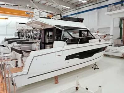 JEANNEAU MERRY FISHER 1095 FLY 2