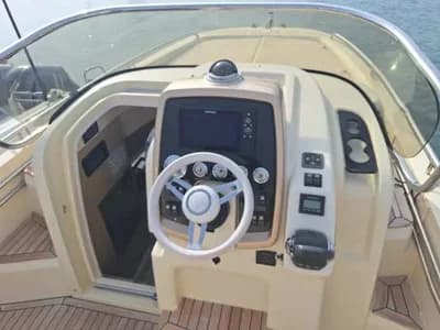 INVICTUS 280 GT 3