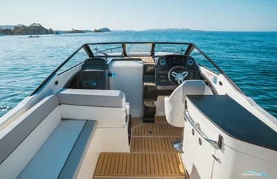 Quicksilver 755 Cruiser (Anniversary) Mercury F250 V8 Proxs 3