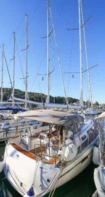 Bavaria 37 Cruiser NEW Engine 2