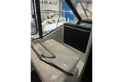 2026 Jeanneau Merry Fisher 895 Serie 2 3