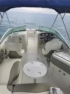 2007 Sea Ray 240 Sundeck 3