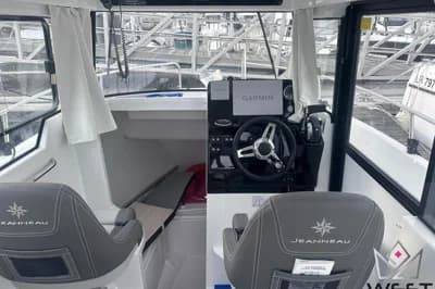 2023 Jeanneau Merry Fisher 695 Sport Serie 2 3