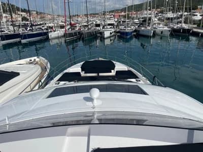 2019 Sunseeker 74 Sport Yacht 4
