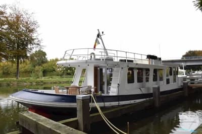 Luxemotor 24.75 4