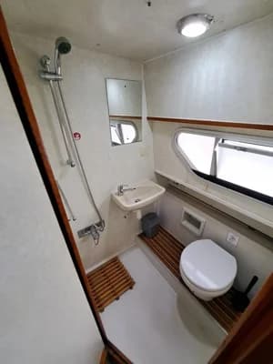 1996 Le Boat Crusader 3