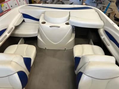 2003 Bayliner 212 Capri Cuddy 3