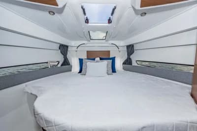 2026 Beneteau Antares 9 V2 3
