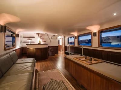 1962 Laurent Giles TSDMY Gentleman's Motor Yacht 5