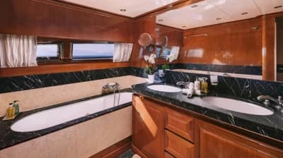 2006 Posillipo 95s 4