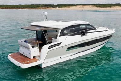 2022 Jeanneau NC 37 2
