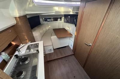 2021 Jeanneau Cap Camarat 10.5 WA 5
