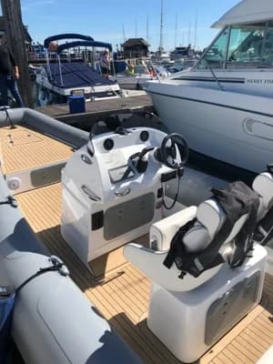 2020 HM Powerboats 7.5M 2