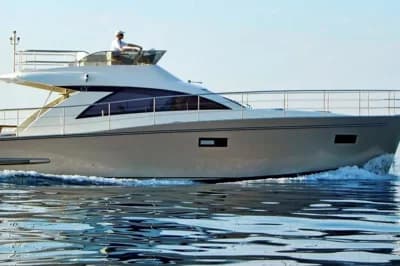 2012 Custom Cyrus 13.8 Flybridge 2