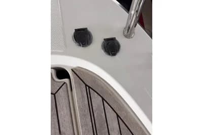 2022 Nimbus Commuter 9 2