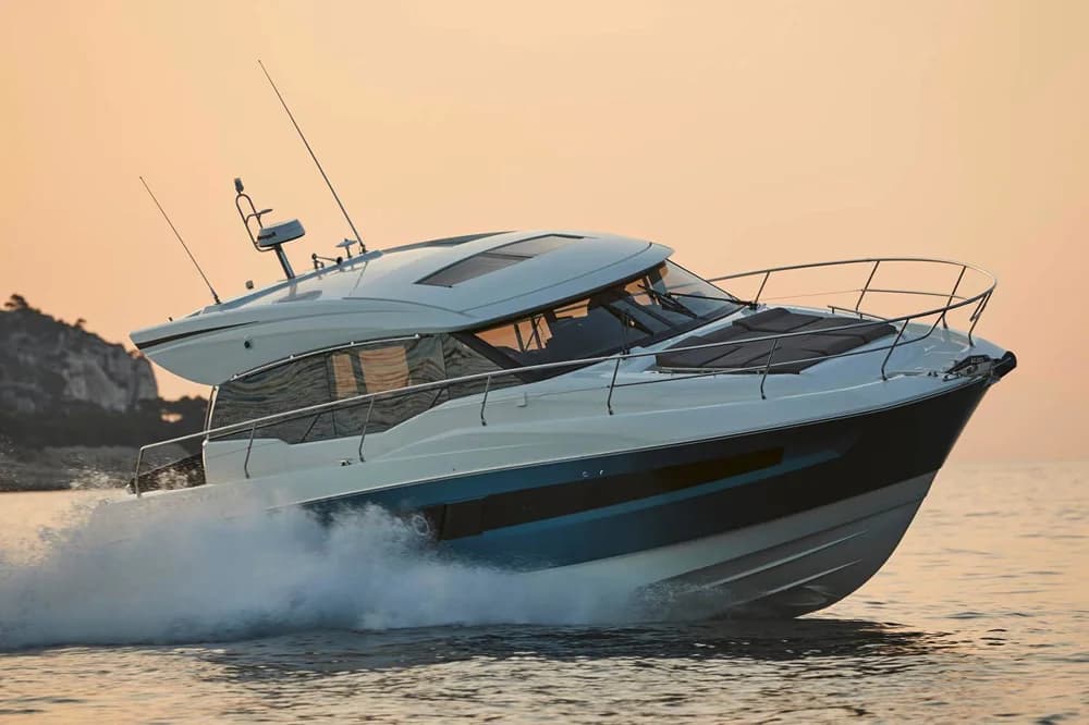 2025 Prestige 460S