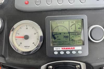 2011 Beneteau Antares 30 5